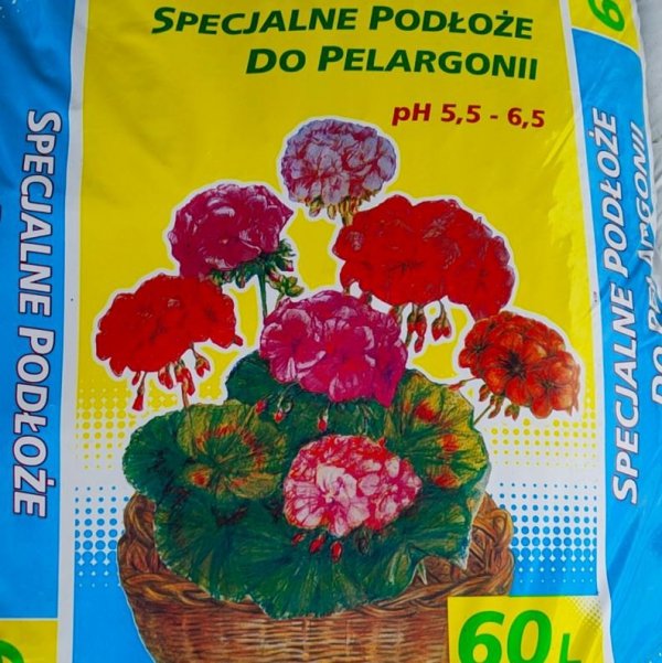 ZIEMIA - DO PELARGONII - 60L.. (1 SZT)
