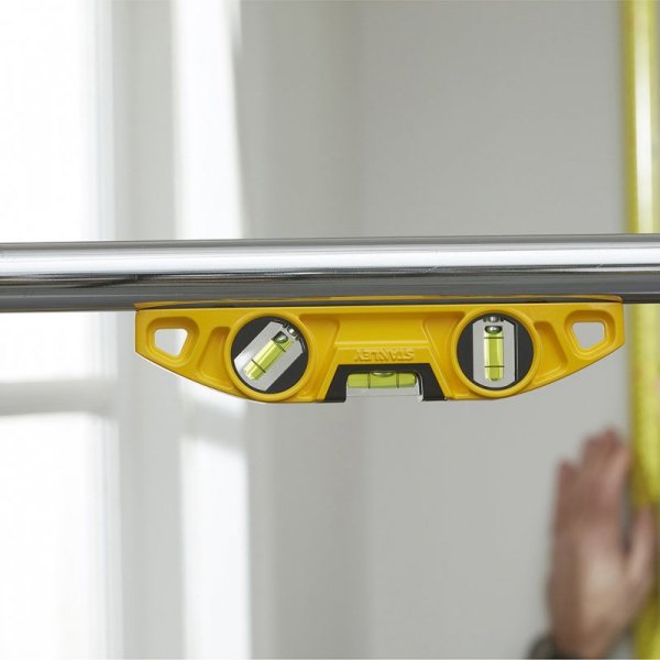POZIOMICA FATMAX TORPEDO LEVEL 3 FIOLKI Z MAGNESEM 22CM (1 SZT)