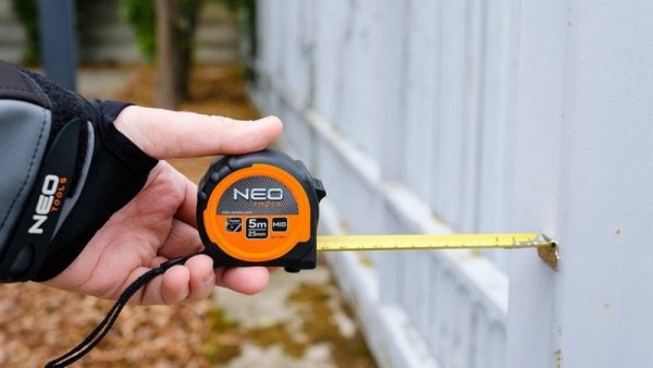 MIARA ZWIJANA STALOWA 5M/25MM MAGNES (1 SZT)