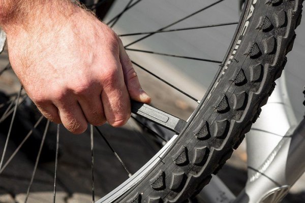 ZESTAW NAPRAWCZY DO ROWERÓW (1 SZT)