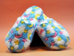 Kapcie dziecięce po kąpieli – miękko, ciepło i bezpiecznie (30-31)