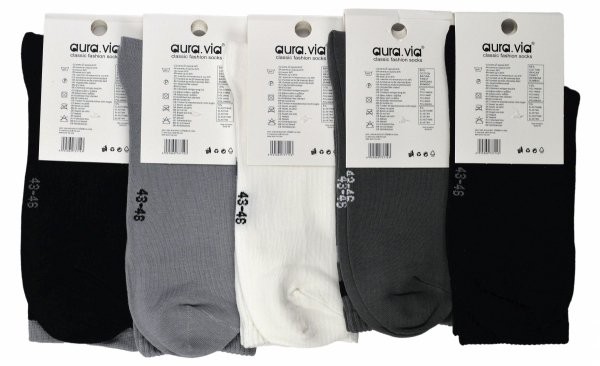 Młodzieżowe skarpety męskie 5-pack w gamingowych kolorach to połączenie wygody i stylu. Dzięki bawełnianemu materiałowi sprawdzają się w każdej sytuacji, od szkoły po aktywności sportowe