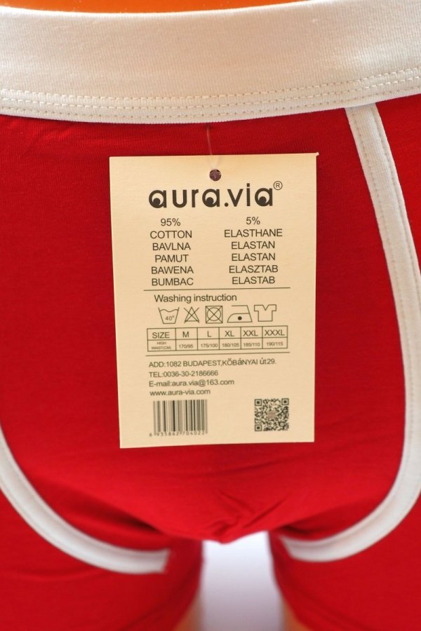Metka. Bawełniane bokserki świąteczne wykonane z naturalnej bawełny w rozmiarze XL firmy AuraVia