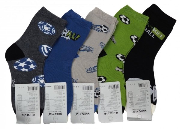 Fantastyczny zestaw 5 skarpetek,które podkreślają pasję do futbolu. Wykonane w rozmiarze 24-27 przez firmę AuraVia - Model GZF708