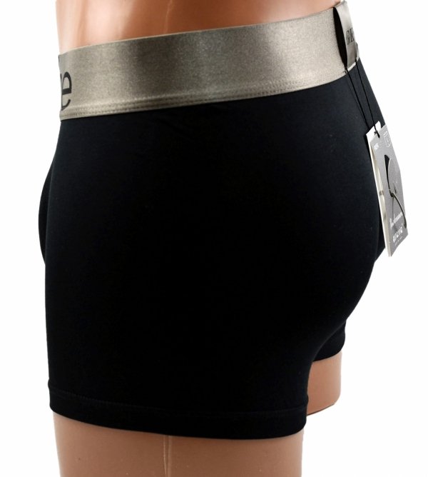 Miękka tkanina i szeroki pas gwarantują idealne dopasowanie bez ucisku.