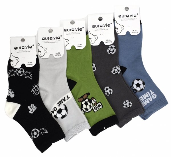 Pięć par skarpet chłopięcych z bawełny – piłkarskie wzory dodają energii i stylu. Idealne do szkoły, na WF i zabawy na podwórku.