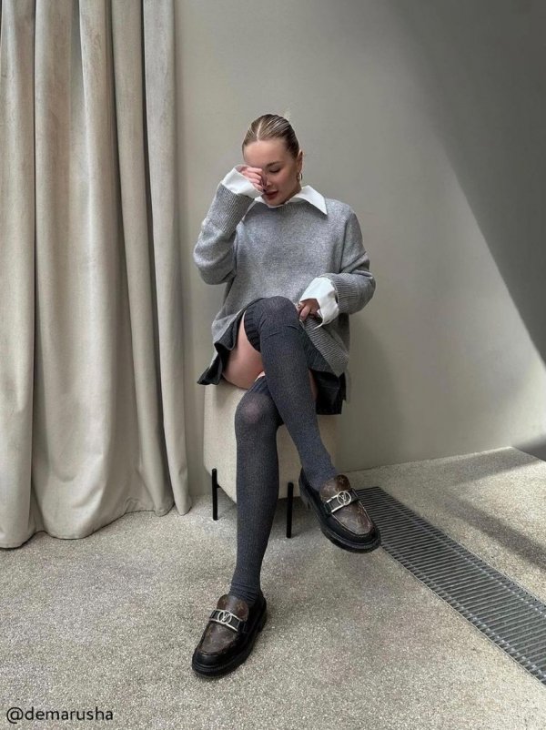 Postaw na wygodę i modny wygląd! Zakolanówki CONTE TRENDY Melange otulą Twoje nogi miękkim ciepłem i dodadzą uroku każdej stylizacji.
