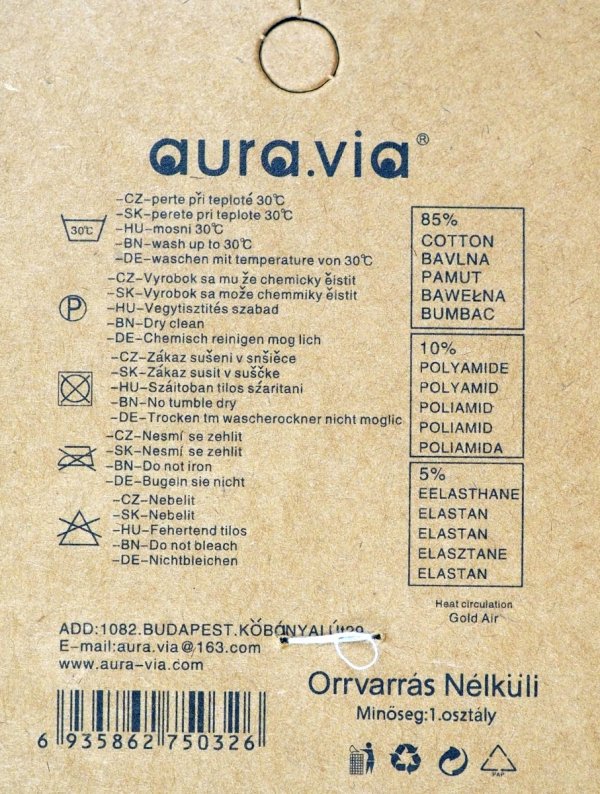5 par damskich skarpetek marki Aura Via, wykonanych z przewiewnego materiału, który składa się w 85% z bawełny, 10% poliamidu i 5% elastanu.