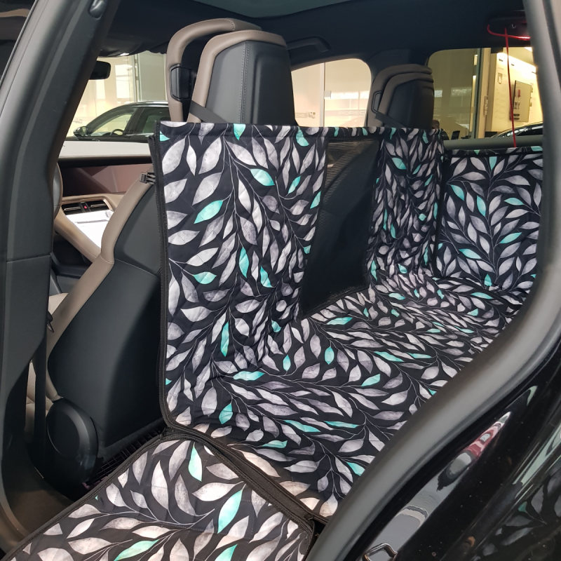  Mata samochodowa dla Psa - Miętę Czuję - (realizacja  Porsche Taycan)