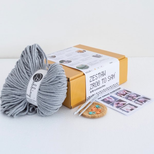 ZESTAW MATERIAŁÓW DO SZYDEŁKOWANIA TOREBKI Z KLAPKĄ ze sznurka bawełnianego