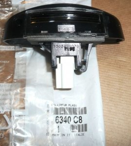 ORIGINAL Kennzeichenbeleuchtung für Peugeot Expert Fiat Scudo Citroen Jumpy 6340.C8