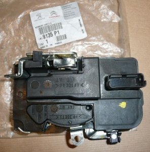ORIGINAL Türschloss Schloss links  Citroen Peugeot BERLINGO PARTNER 406 , 9135P1