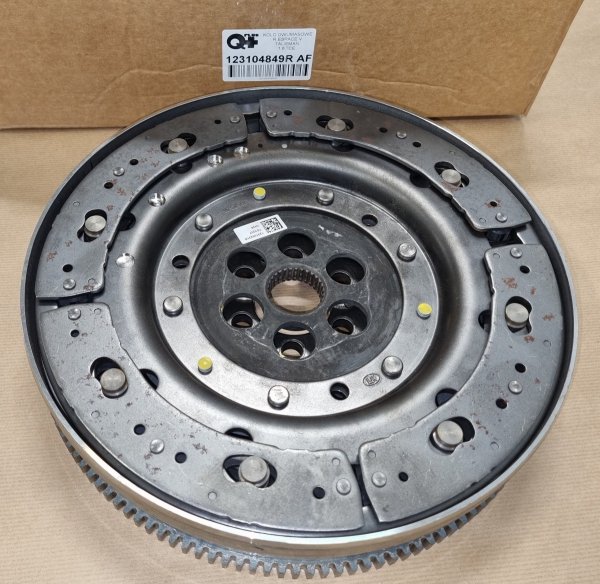Original ohne OVP Zweimassenschwungrad für Renault Espace V Talisman Megane IV 1.6 TCE / GT  . 123104849R