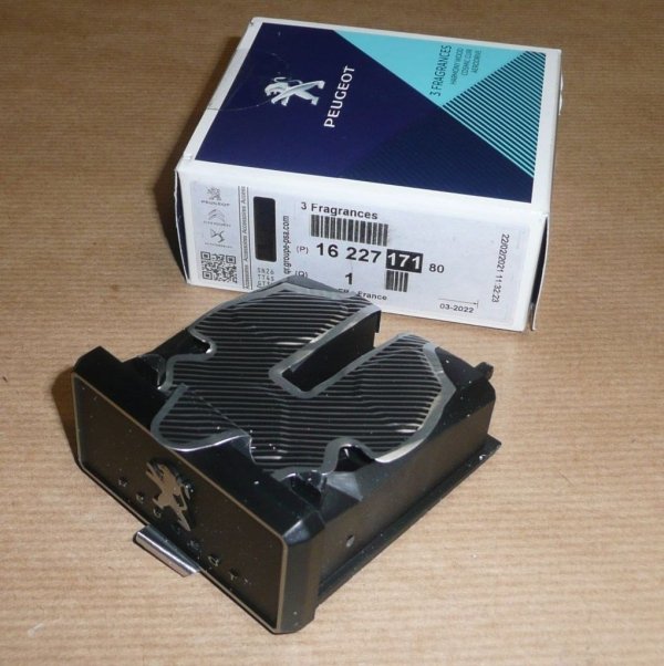 ORIGINAL Nachfüllung Duftspender mit 3 Düften PEUGEOT 3008 SUV 5008 2 , 1622717180