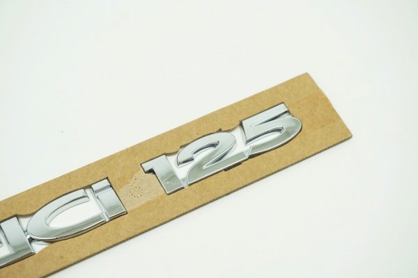 Originalteil Neu Emblem Logo DCI 125 für Renault Trafic III , 808939348R