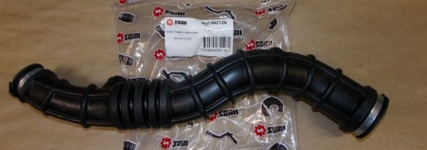 Turboschlauch Luftschlauch Renault  CLIO III 1.5DCI , 8200446868