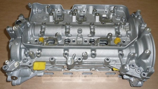ORIGINAL satz Zylinderkopf + 16 Ventile RENAULT 2.0 DCI M9R  8201720493