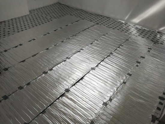 Mata Grzejna 900W WOOD- 150W/m² do podłóg panelowych 6 m²