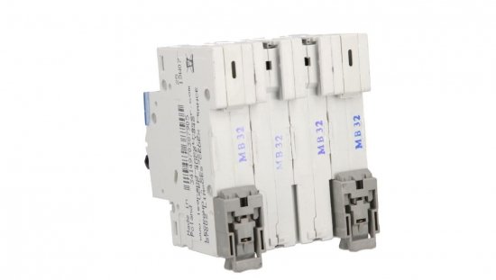 Wyłącznik nadprądowy 4P B 32A 6kA AC S304 TX3 403420