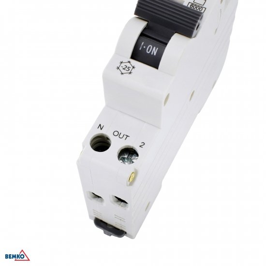 WYŁĄCZNIK RCBO 1P C 25A 30mA TYP AC SCHELINGER