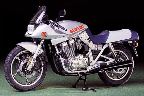 Tamiya Model plastikowy Suzuki GSX1100S Katana Kit