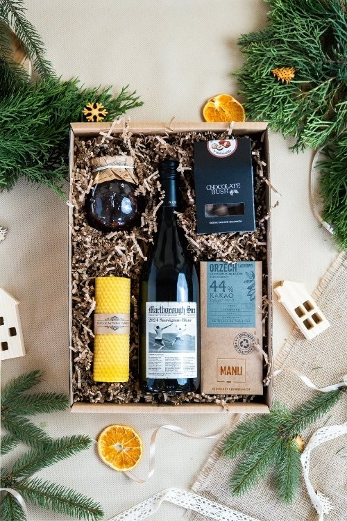 Zestaw prezentowy z winem &quot;Zima na Antypodach&quot; wnętrze