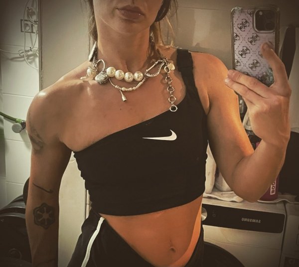 ANDROGENA