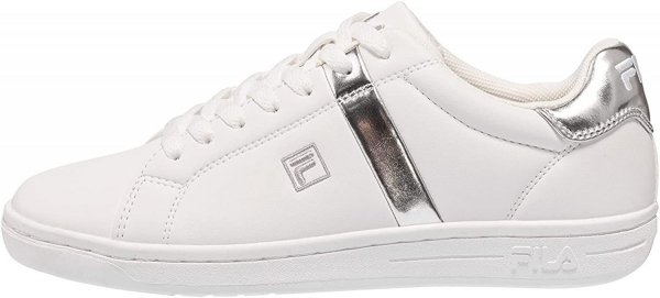 Fila Women's Crosscourt 2 Weiße Schuhe mit silbernen FFM0019.13070