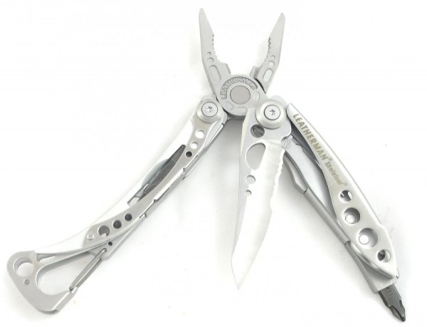 Multitool Leatherman Skeletool 830920