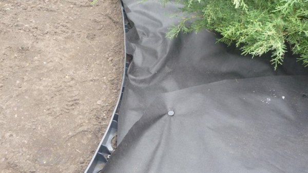 Agrowłóknina Czarna P-100 UV 1,6m x 40mb GF Agro