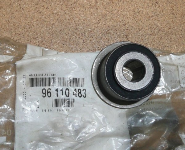 Manchon de bras oscillant Citroën ZX, Peugeot 306 central ,  96110483