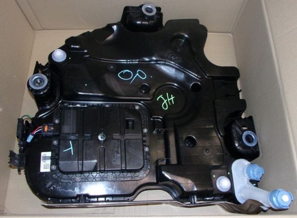 Original Réservoir AdBlue Peugeot Citroen 3008 C C4 II 1.6HDI  , 1682619280 , 9807475780 , 1682614780