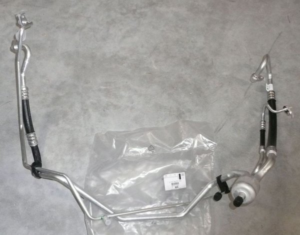 Conduite de climatisation d'origine Citroën C4 Picasso 1.8 16v 6477D2, 6477.D2