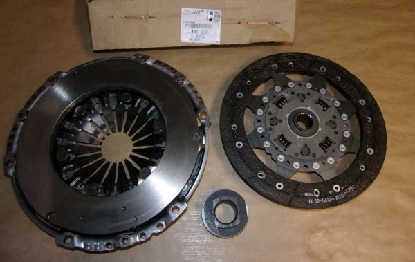 Kit d'embrayage complet Citroën C4 Picasso II, Citroën Jumpy IV  ,  1619230180