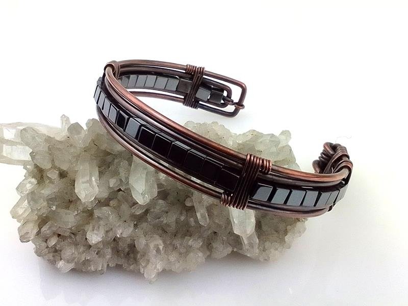 Męska bransoleta miedziana z kostkami hematytu, obwód 19.5 cm, regulowany, waga 28 gram, rękodzieło