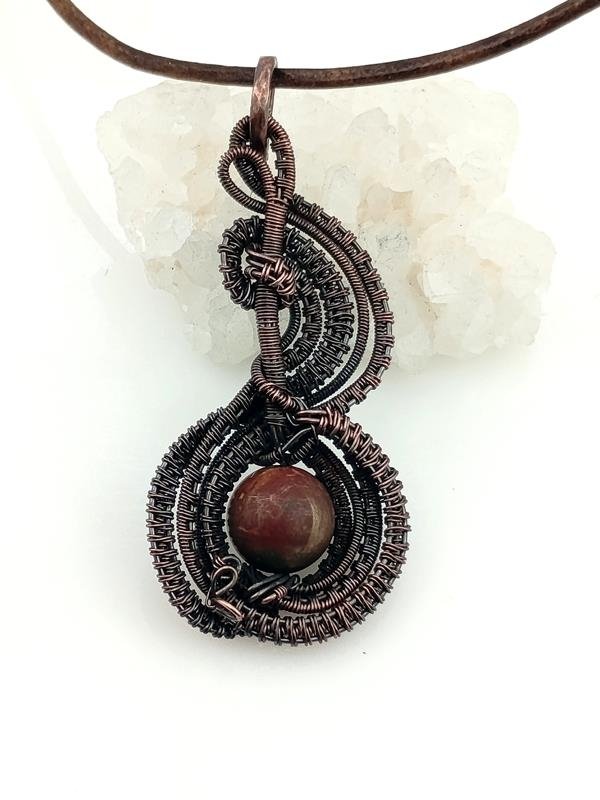 Zdjęcie wisiora od spodu