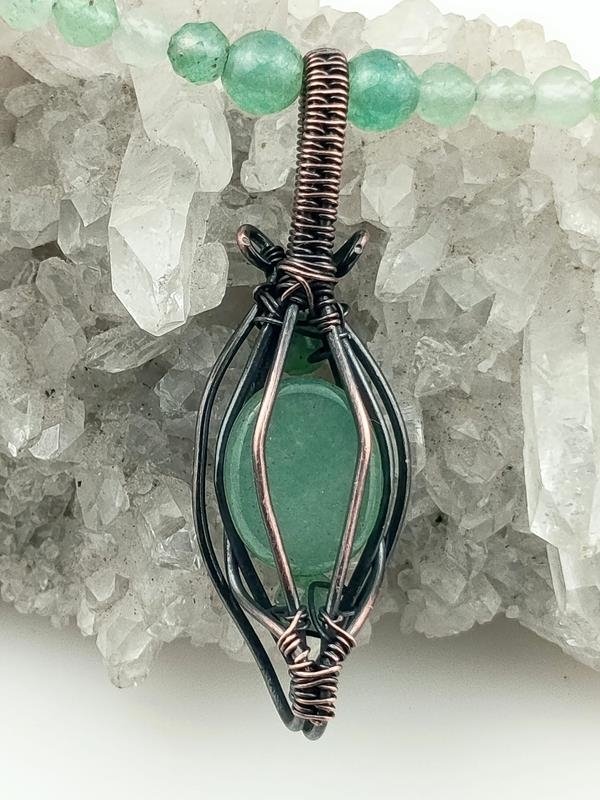 Zdjęcie wisiorka od spodu