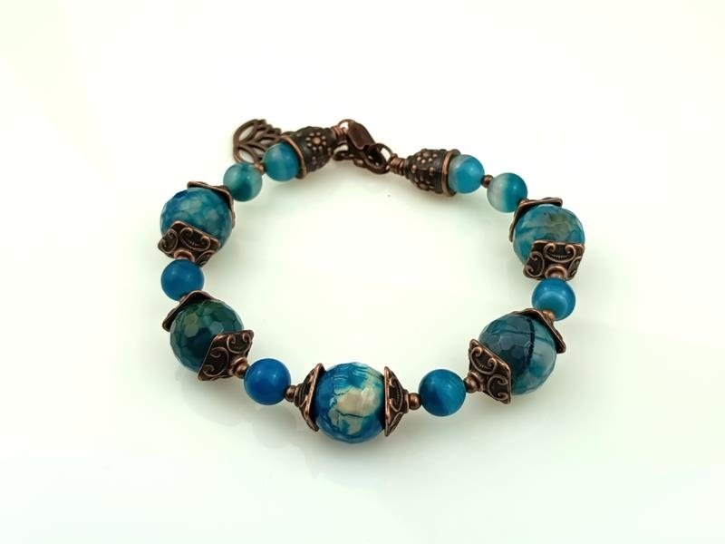 Niebieski agat – regulowana bransoletka miedziana dla znaku Byka, Skorpiona, Bliźniąt, Panny i Strzelca