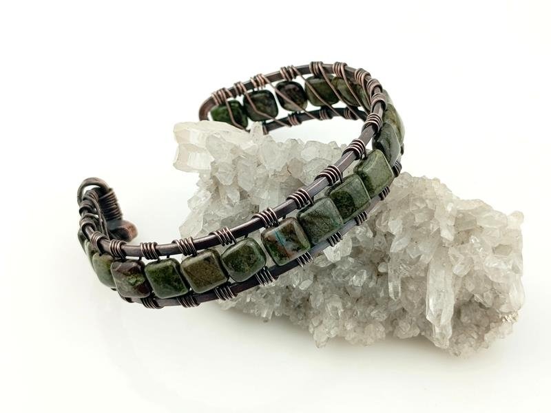 Męska bransoleta miedź z ryolitem lasu deszczowego – kamieniem uzdrowienia Ziemi, połączenia z Naturą, radości życia