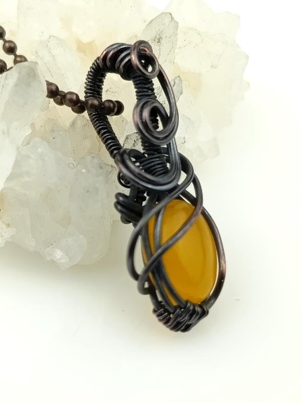 Jadeit - zawieszka miedziana dla numerologicznej 5, 6, 8 i 9