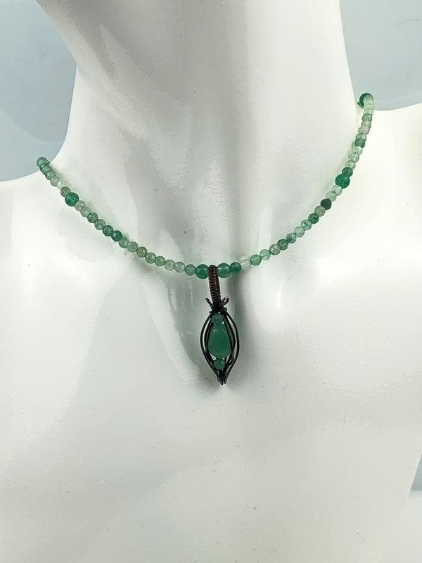 Naszyjnik z awenturynem – kamieniem witalności, rozwoju, pewności siebie