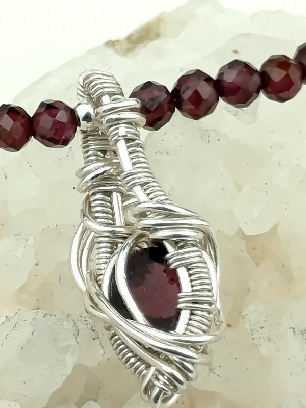 Zdjęcie wisiorka od spodu