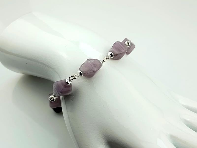 Jadeit - bransoletka ze srebra dla znaku Barana, Raka, Wagi i Ryb