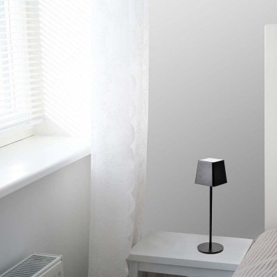 Lampka stołowa nocna V-TAC 2W LED 36cm ładowanie ściemnianie IP54 czarna VT-7563 3000K 200lm