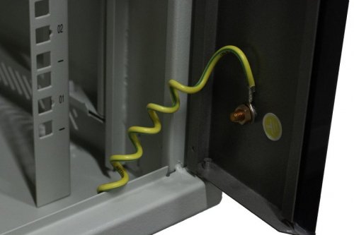 Szafa wisząca dzielona 19&quot; 22U, drzwi blacha/szkło, 600×550×1083mm szer./gł./wys. (w zestawie: półka stała oraz komplet śru