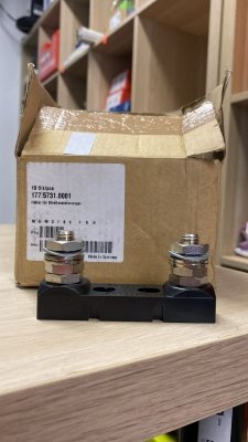 Podstawa bezpiecznika z nakrętką sześciokątną 425A 80V 177.5731.0001 Littelfuse