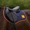 Czaprak KNHS Zadeldek VZ czarno-czerwony; Kask jeździecki KNHS Fan NL 20 czarny