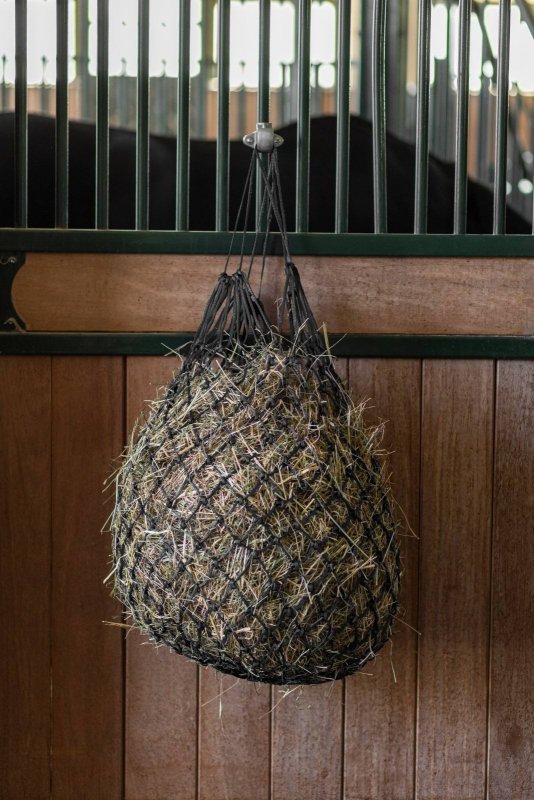 Siatka na siano Nova, bez pierścieni, czarny, oczko 5 cm, Covalliero