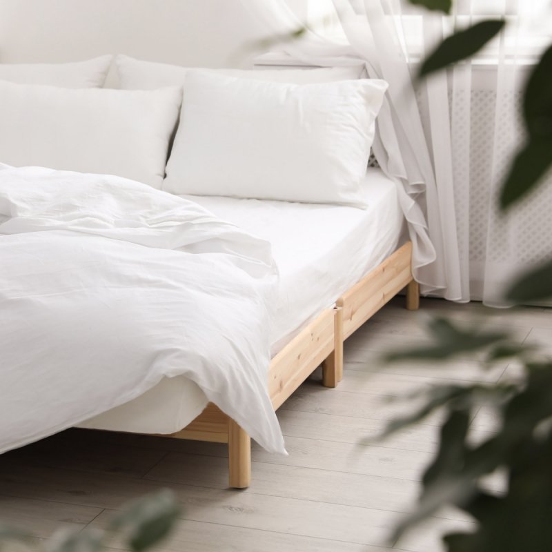 Prześcieradło satynowe bez gumki 220x200 biały 