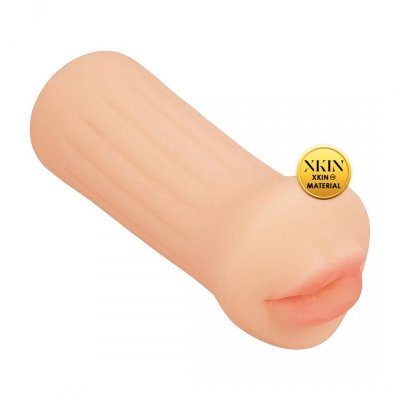 Raw - The Grip - TPE Small Masturbator - 137g - Flesh